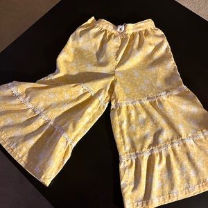 Girls Size (6) Wide -leg Pants/gaucho pants/pallazo pants